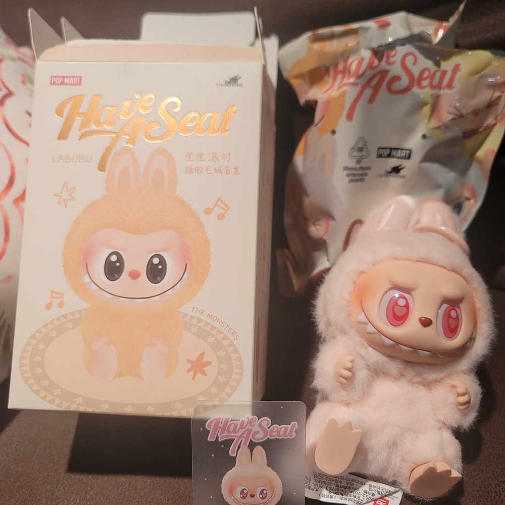 Pop Mart Labubu Have A Seat Action Figure - Pink